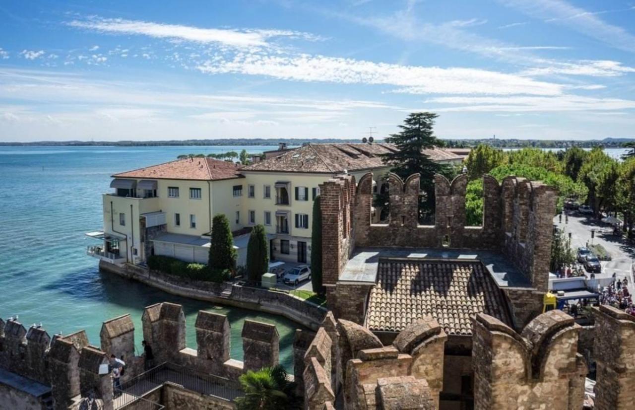 Perseo Apartment - 200M Dal Lago Di Garda Sirmione Dış mekan fotoğraf