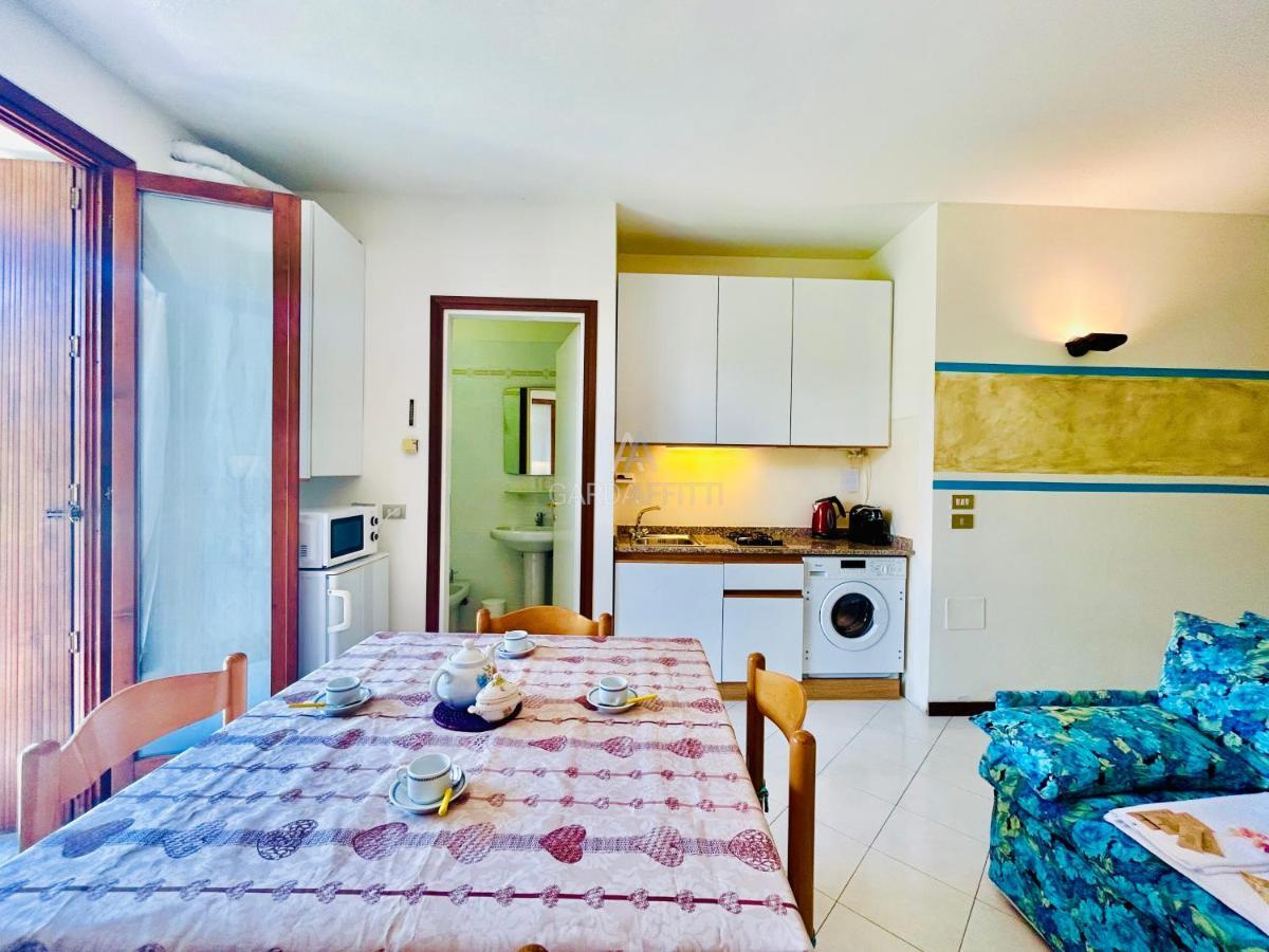 Perseo Apartment - 200M Dal Lago Di Garda Sirmione Dış mekan fotoğraf