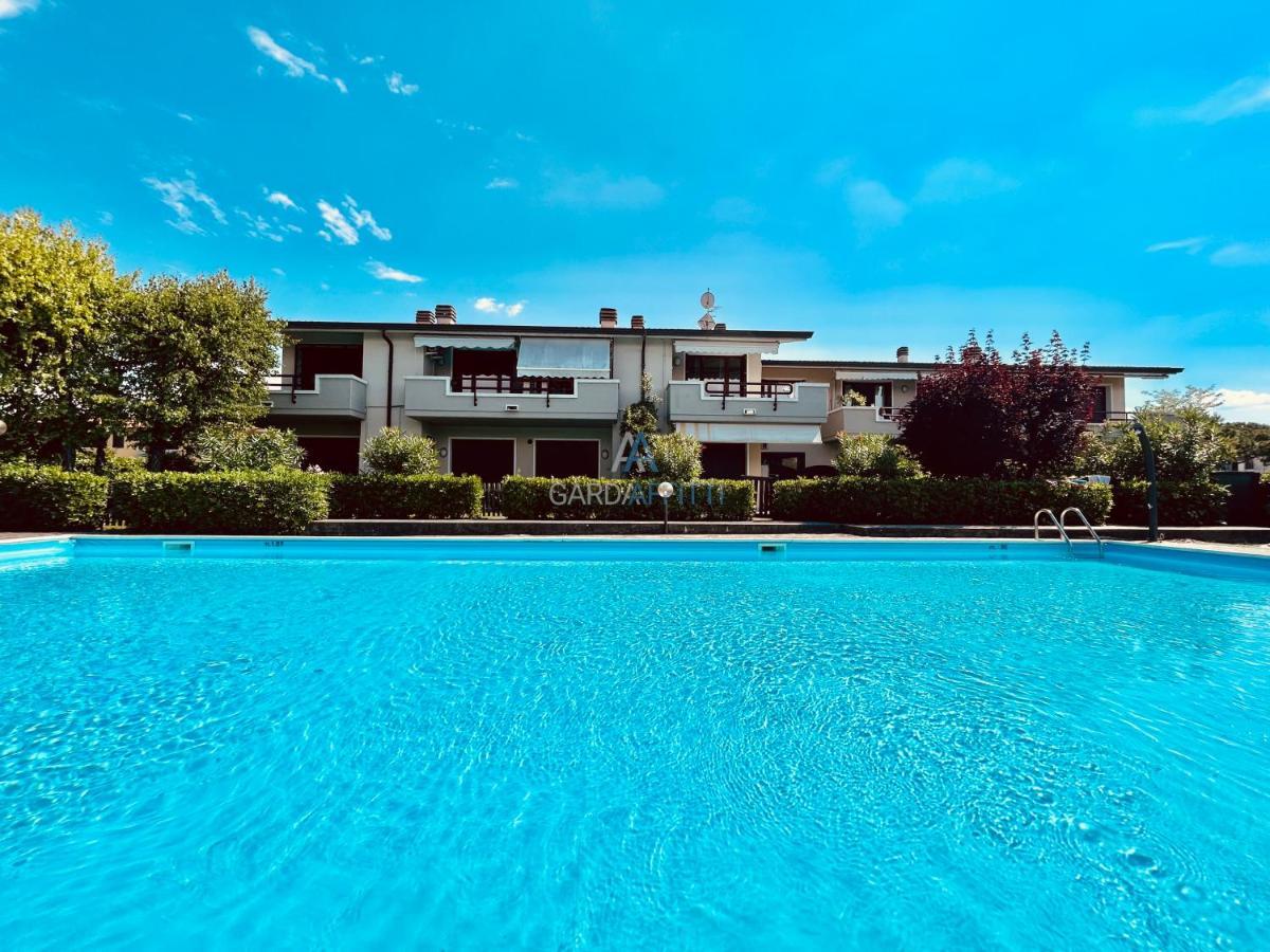 Perseo Apartment - 200M Dal Lago Di Garda Sirmione Dış mekan fotoğraf